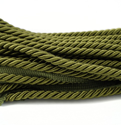 sznurek-ozdobny-z-wypustka-8-mm-zielony-km12410
